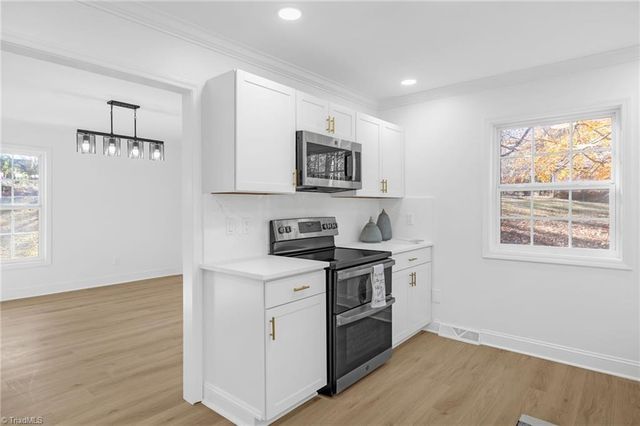 3603 Castleton Road, Greensboro, NC 27406