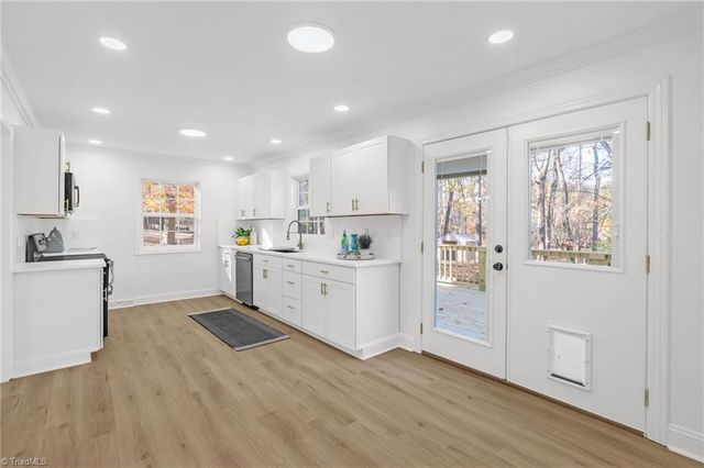 3603 Castleton Road, Greensboro, NC 27406