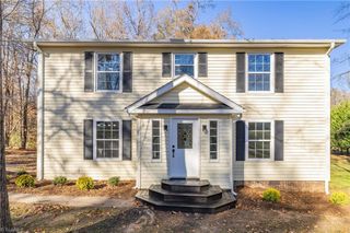 3603 Castleton Road, Greensboro, NC 27406