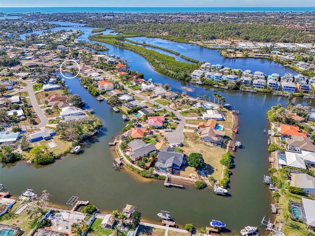 602 PORTIA STREET N, Nokomis, FL 34275