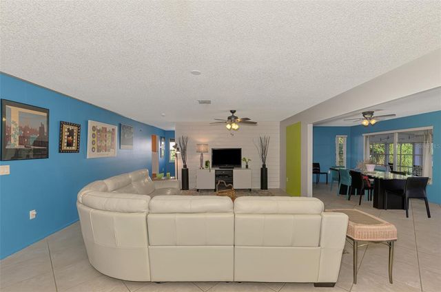 602 PORTIA STREET N, Nokomis, FL 34275