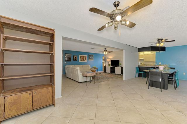 602 PORTIA STREET N, Nokomis, FL 34275