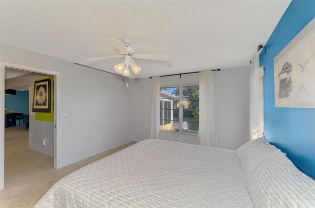 602 PORTIA STREET N, Nokomis, FL 34275