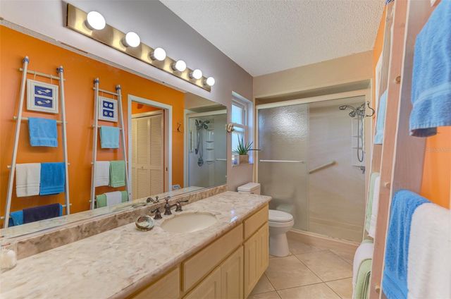 602 PORTIA STREET N, Nokomis, FL 34275