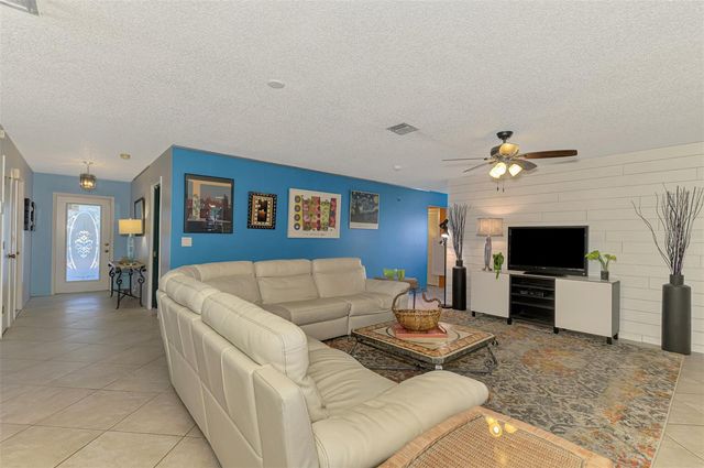 602 PORTIA STREET N, Nokomis, FL 34275