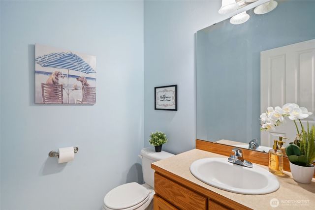 1991 NE Trussel Court, Bremerton, WA 98311