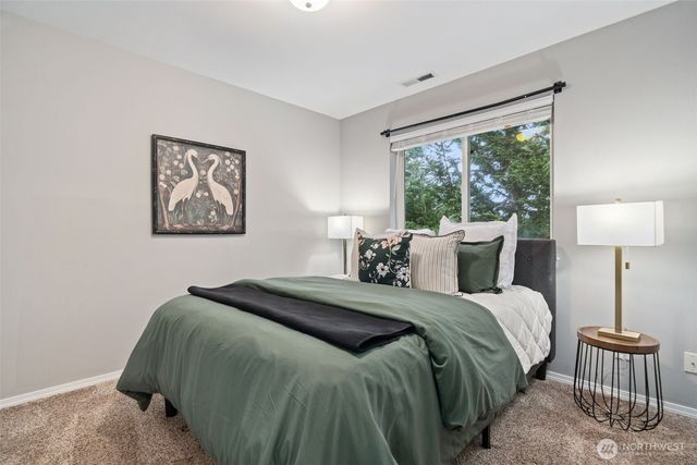 1991 NE Trussel Court, Bremerton, WA 98311