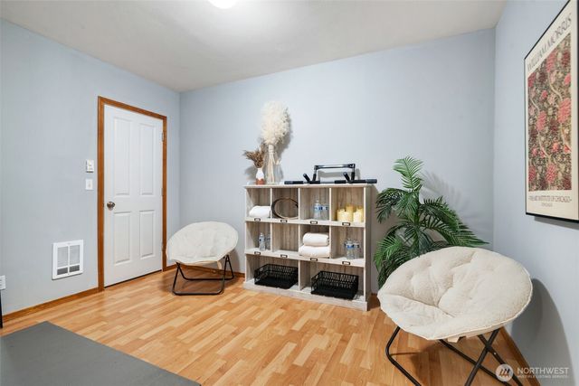 1991 NE Trussel Court, Bremerton, WA 98311