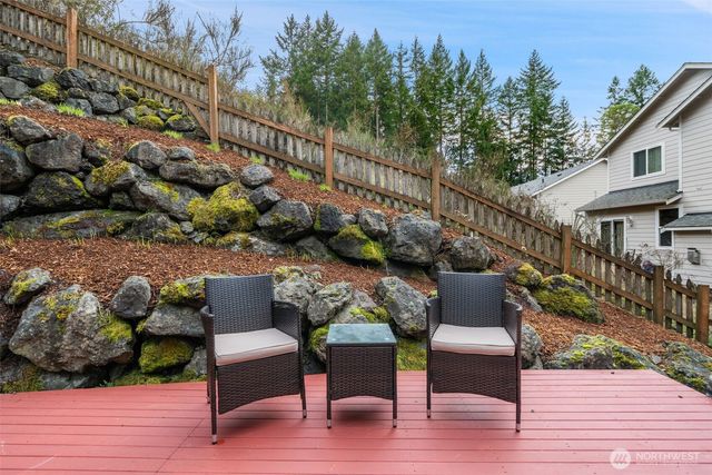 1991 NE Trussel Court, Bremerton, WA 98311