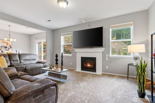 1991 NE Trussel Court, Bremerton, WA 98311