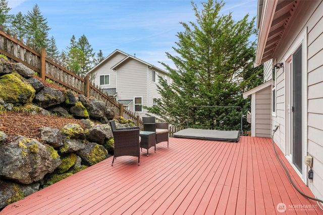 1991 NE Trussel Court, Bremerton, WA 98311