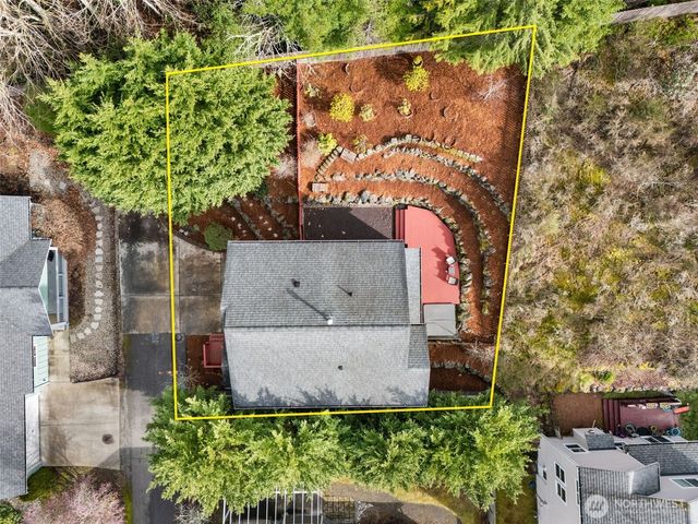 1991 NE Trussel Court, Bremerton, WA 98311