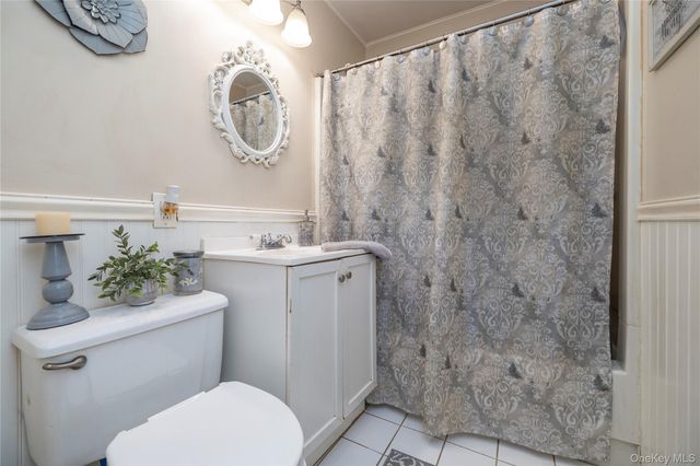 712 Nightingale Road, West Hempstead, NY 11552