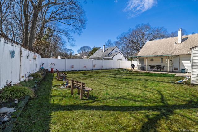 712 Nightingale Road, West Hempstead, NY 11552