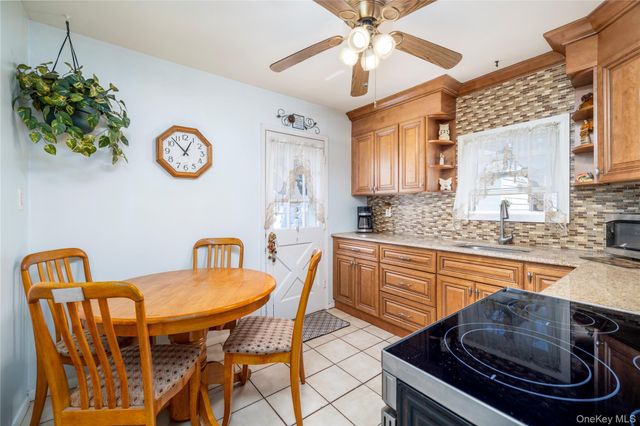 712 Nightingale Road, West Hempstead, NY 11552