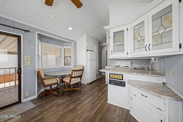 7750 E BROADWAY Road 560, Mesa, AZ 85208
