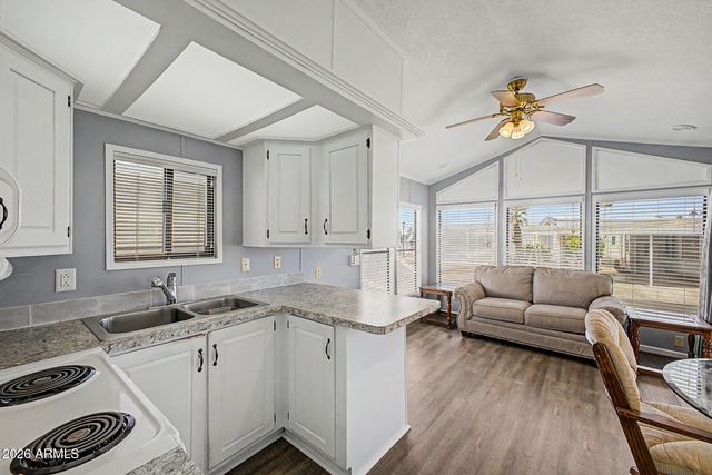 7750 E BROADWAY Road 560, Mesa, AZ 85208