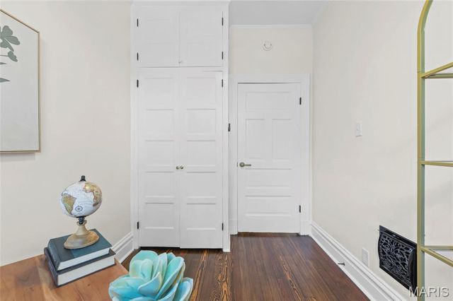 3525 Hartford Street, St Louis, MO 63118