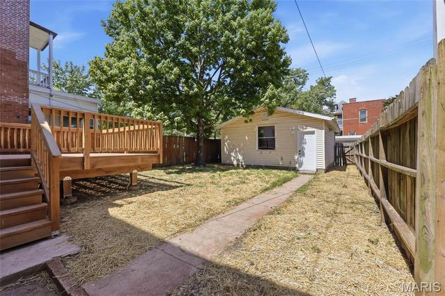 3525 Hartford Street, St Louis, MO 63118