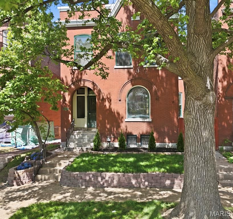 3525 Hartford Street, St Louis, MO 63118