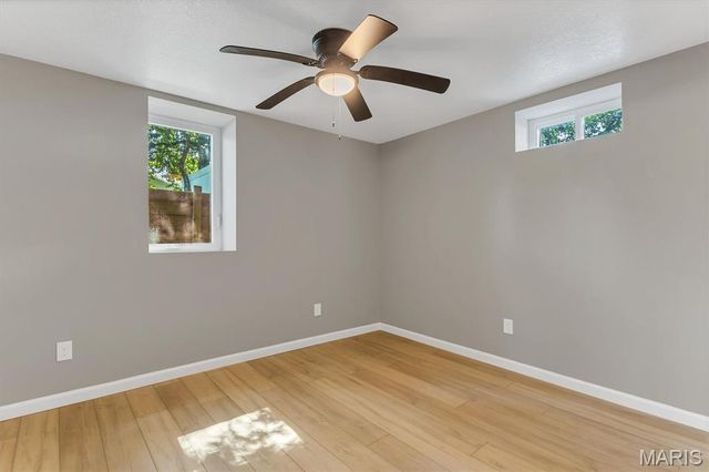 216 Hillsdale Drive, Ballwin, MO 63011