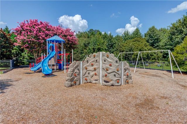 5876 Woodland Park Court, Jefferson, GA 30549