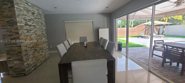 8826 NW 189th Ter, Hialeah, FL 33018