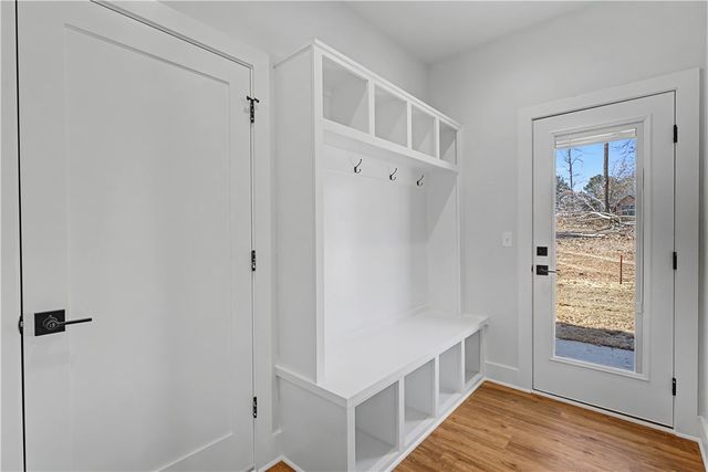 13212 Wallys Way, Gentry, AR 72734