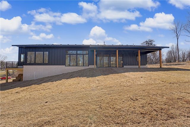 13212 Wallys Way, Gentry, AR 72734