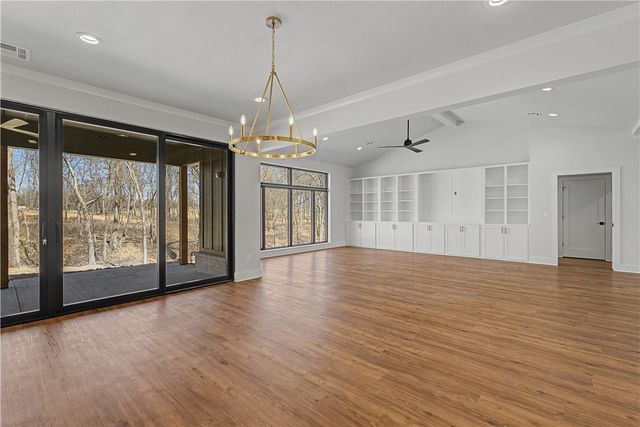 13212 Wallys Way, Gentry, AR 72734