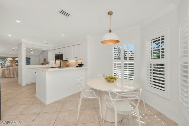 205 Via Perignon 2-3, Naples, FL 34119