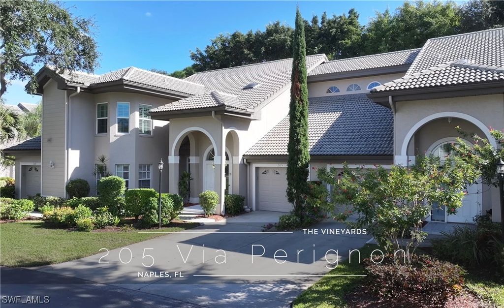 205 Via Perignon 2-3, Naples, FL 34119