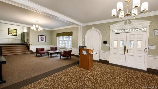 84-49 168th Street 2V, Jamaica Hills, NY 11432