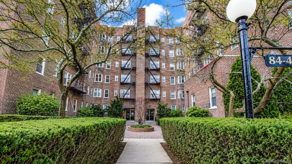 84-49 168th Street 2V, Jamaica Hills, NY 11432