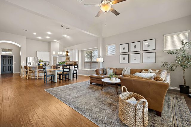 112 Fattoria CV, Liberty Hill, TX 78642