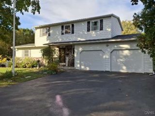 96 Sargent Lane, Salina, NY 13088