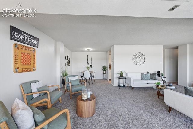 411 Lakewood Circle B614, Colorado Springs, CO 80910