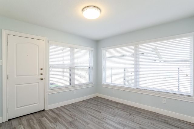 1140 Glenda Street, Pearland, TX 77581