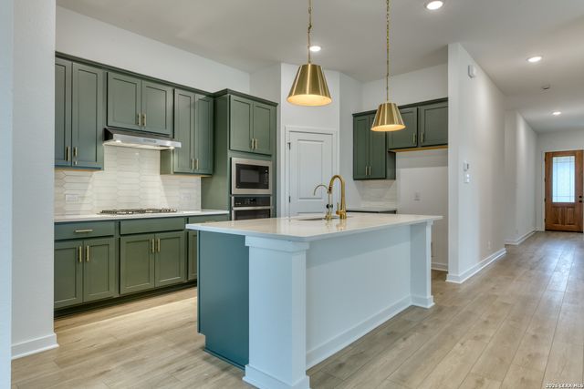 1223 Hightower Ln, San Antonio, TX 78245