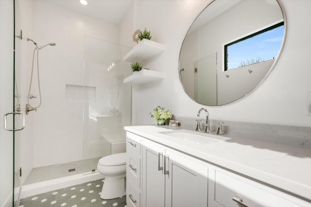 2311 Westoak DR, Austin, TX 78704