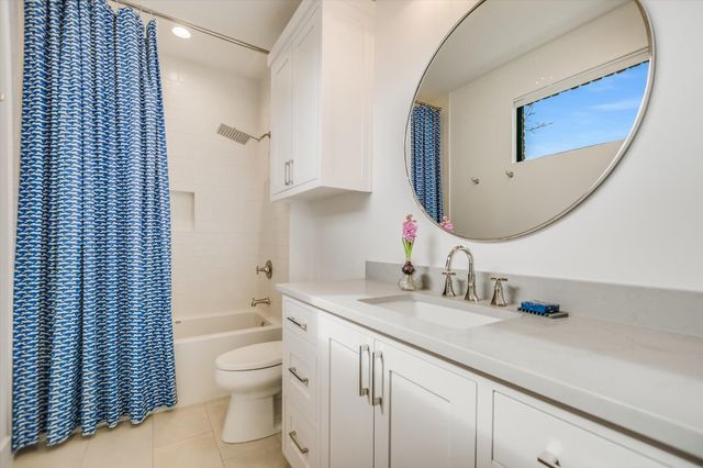 2311 Westoak DR, Austin, TX 78704