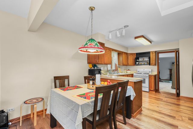458 Patton Drive, Buffalo Grove, IL 60089