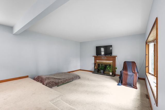 458 Patton Drive, Buffalo Grove, IL 60089