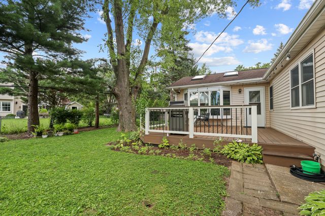 458 Patton Drive, Buffalo Grove, IL 60089