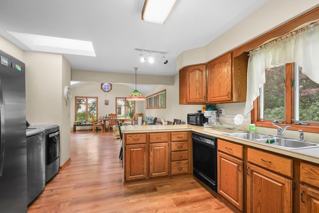 458 Patton Drive, Buffalo Grove, IL 60089