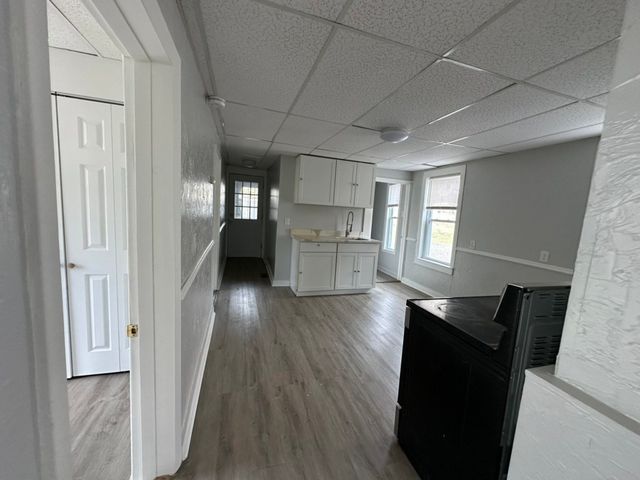 27 North St, Worcester, MA 01605