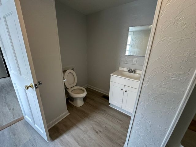 27 North St, Worcester, MA 01605