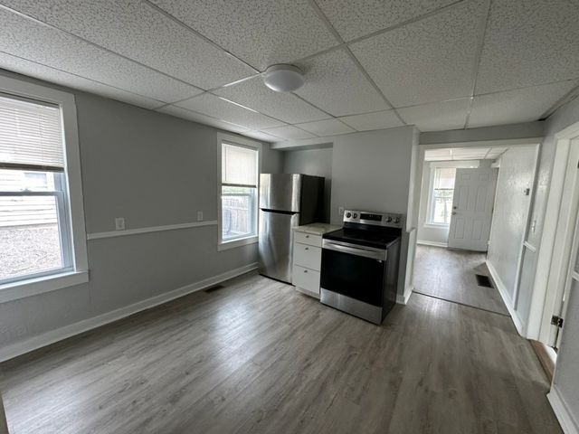 27 North St, Worcester, MA 01605