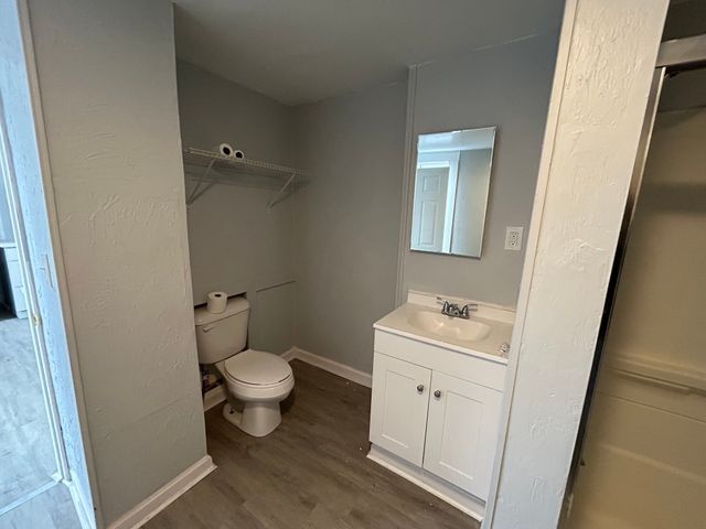 27 North St, Worcester, MA 01605