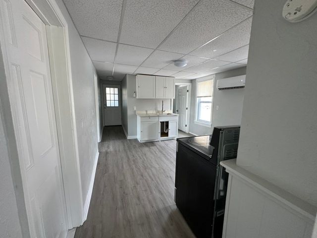 27 North St, Worcester, MA 01605